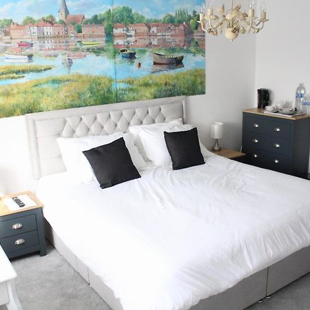 Westleigh House Bed & Breakfast Fishbourne  Екстериор снимка