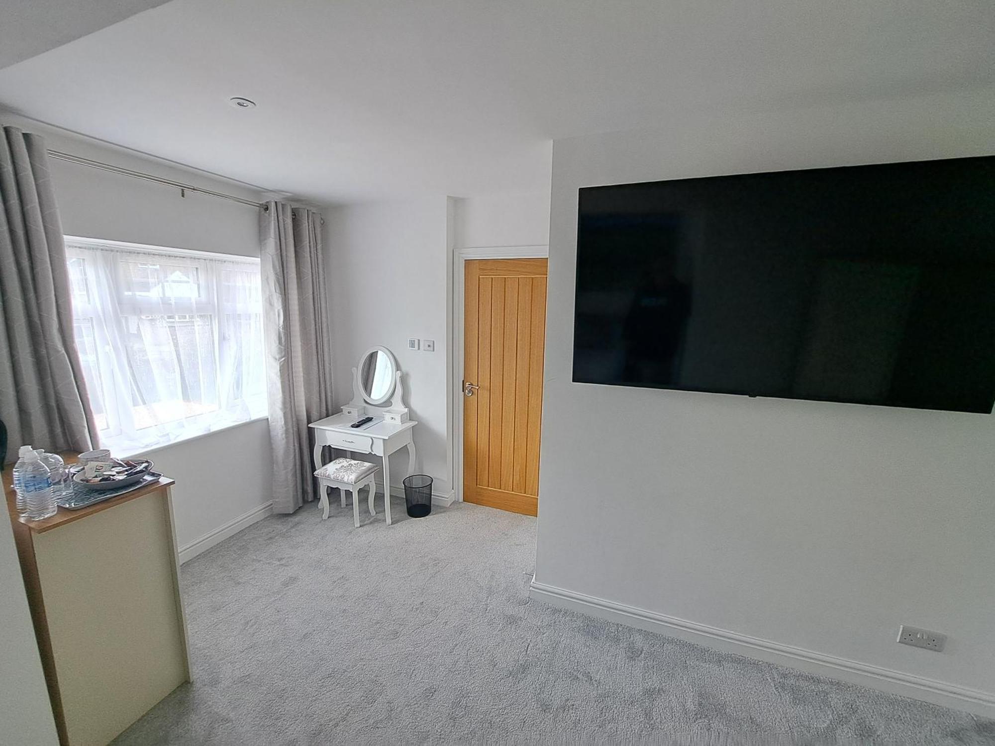 Westleigh House Bed & Breakfast Fishbourne  Екстериор снимка
